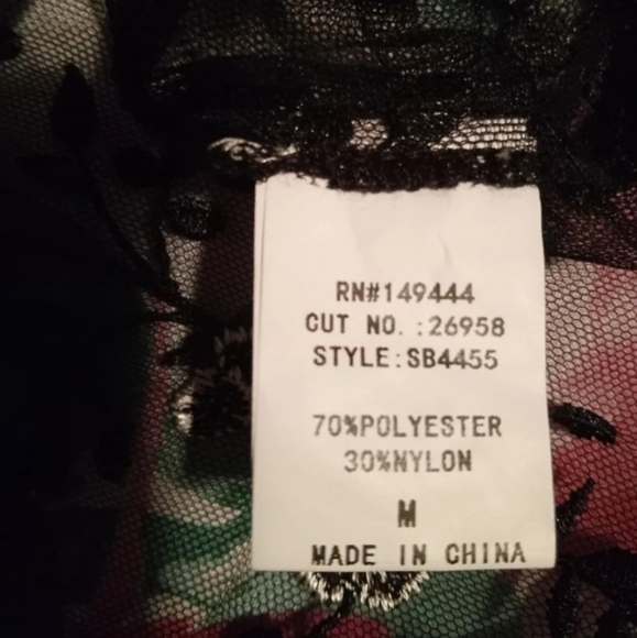 Amber Skies Vintage Sheer Black W/ White Flowered Blouse Misses Size (M) - Picture 5 of 6